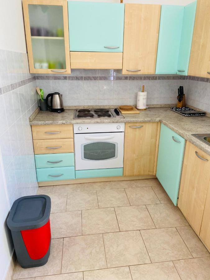 Apartments Tri Zala Zrnovo Eksteriør bilde
