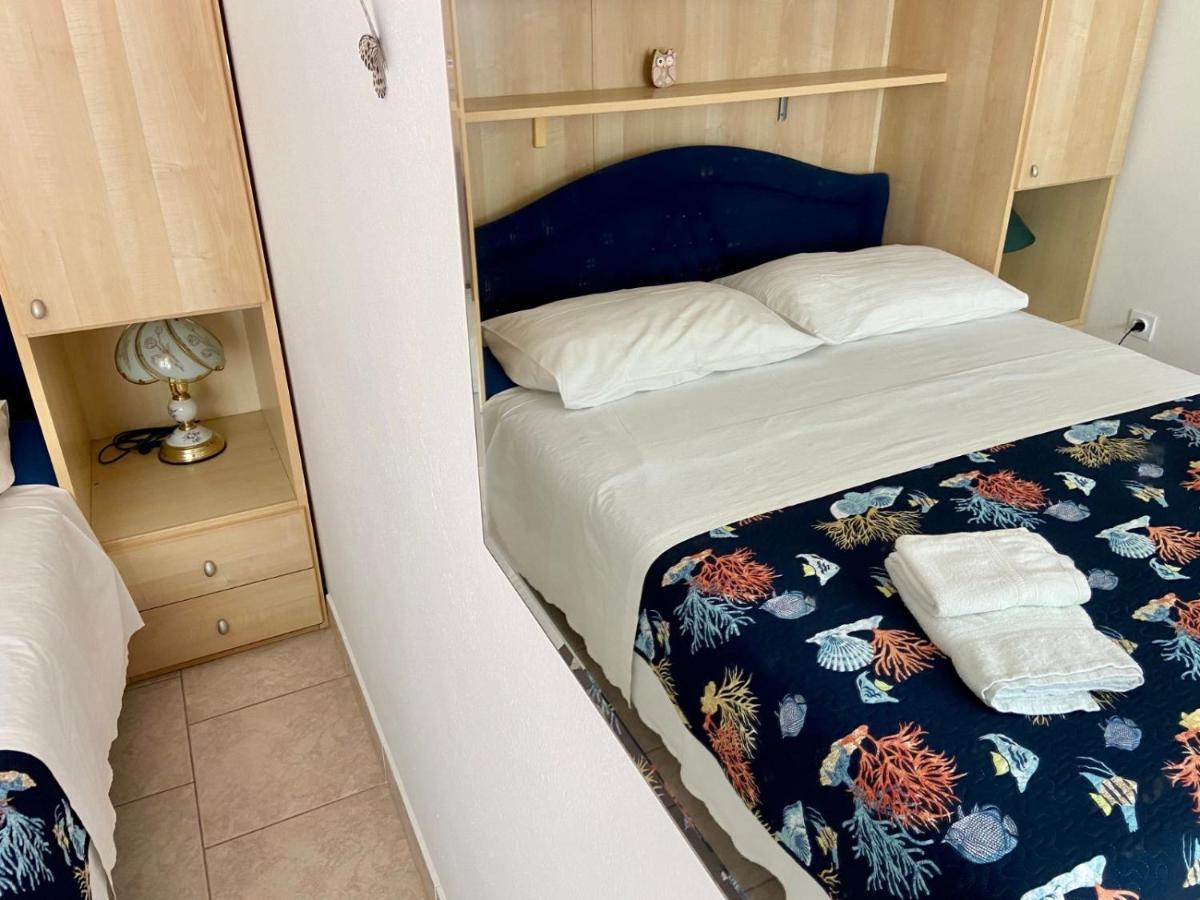 Apartments Tri Zala Zrnovo Eksteriør bilde