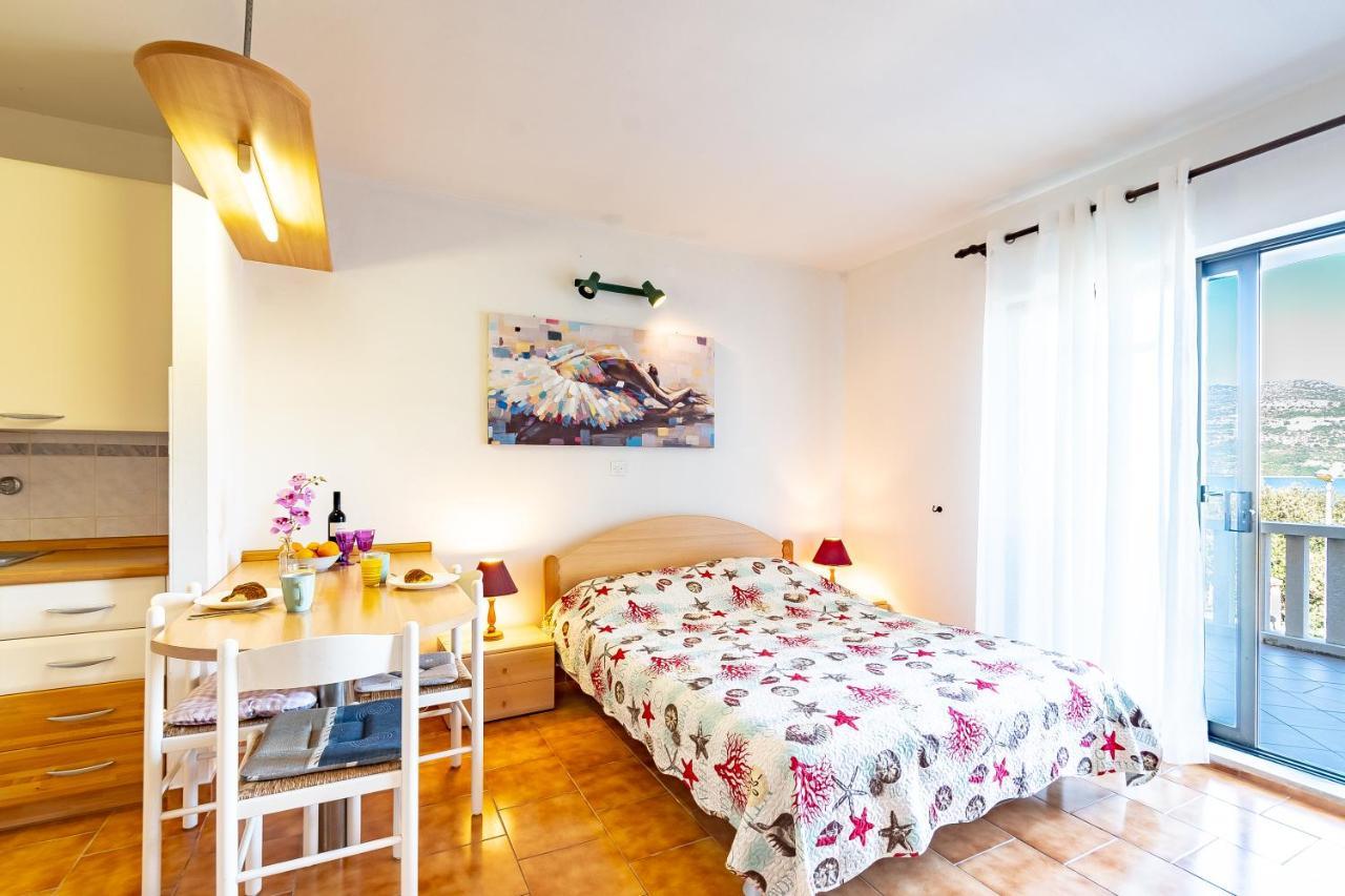 Apartments Tri Zala Zrnovo Eksteriør bilde